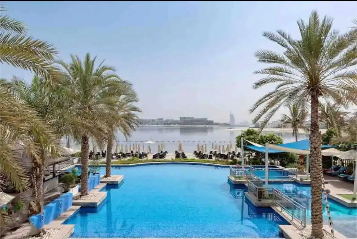 1-Bedroom Apartment In Palm Jumeirah W/ Amazing Water View Dubaï